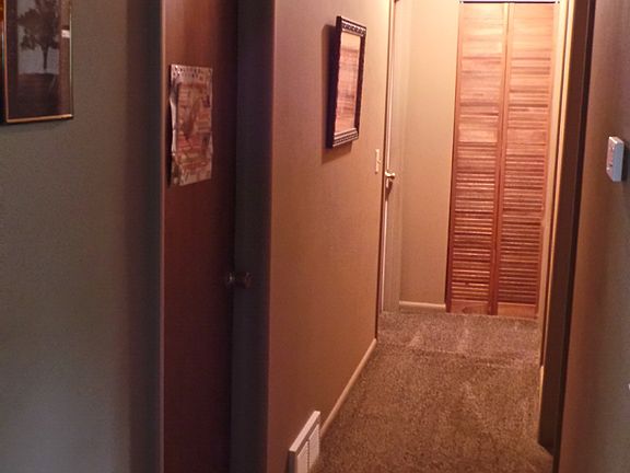 4th image of 428 Cameo Ave