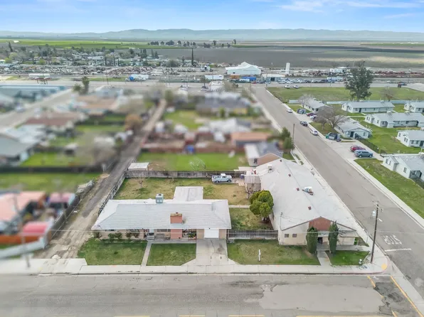 22080 Nevada St, San Joaquin, CA 93660