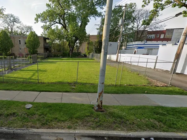 816 W Marquette Rd, Chicago, IL 60621