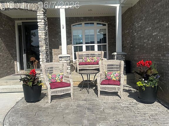 2nd image of 16437 Sleepy Hollow Dr