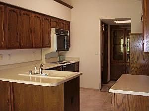 5th image of 9227 Admiral Lowell Pl NE