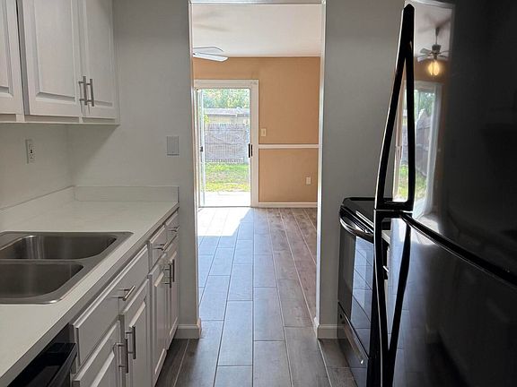 5th image of 4793 Sisson Rd
