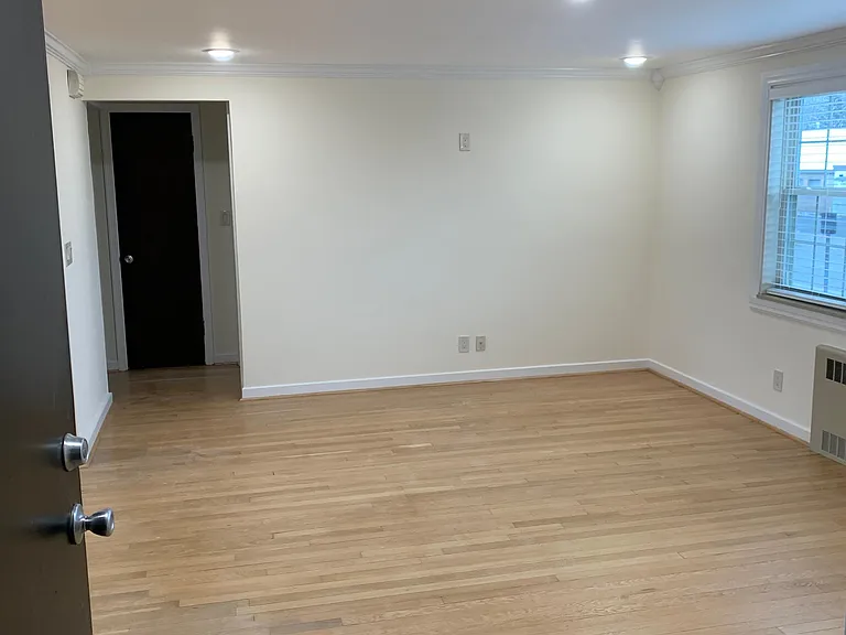 68 Wehrle Dr #6 — Photo 6
