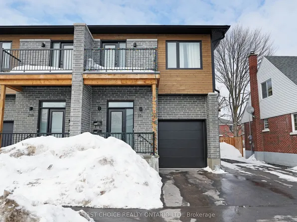 271 Queen Mary St, Ottawa, ON K1K 1X1