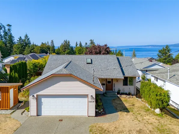 1459 Adelaide St, North Cowichan, BC V0R 1R0