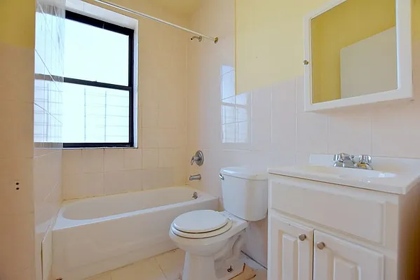 Rented by Compass | media 38