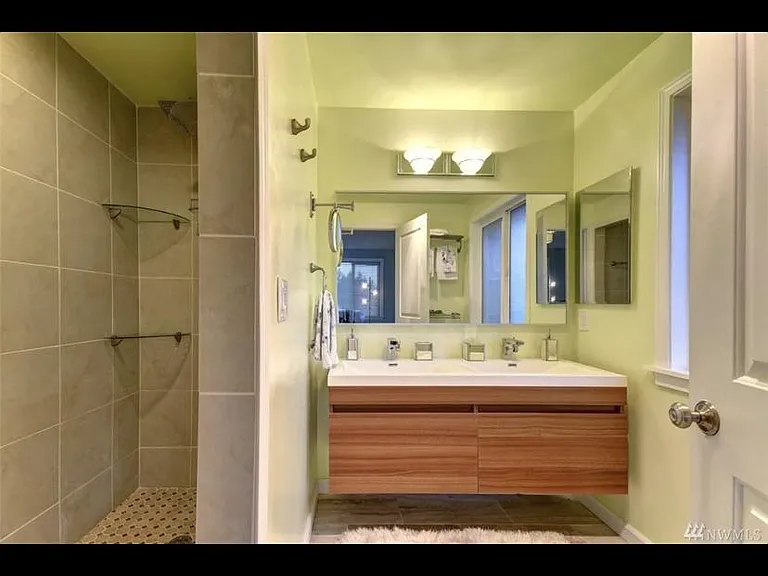 8033 NE 132nd St — Photo 9