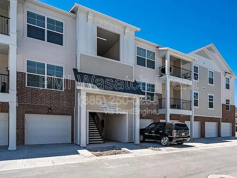 3772 W 1850 N #102 — Photo 1