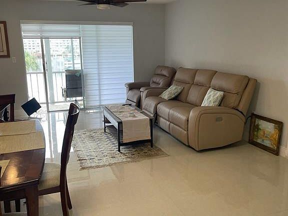 3rd image of 2200 Diana Dr APT 315