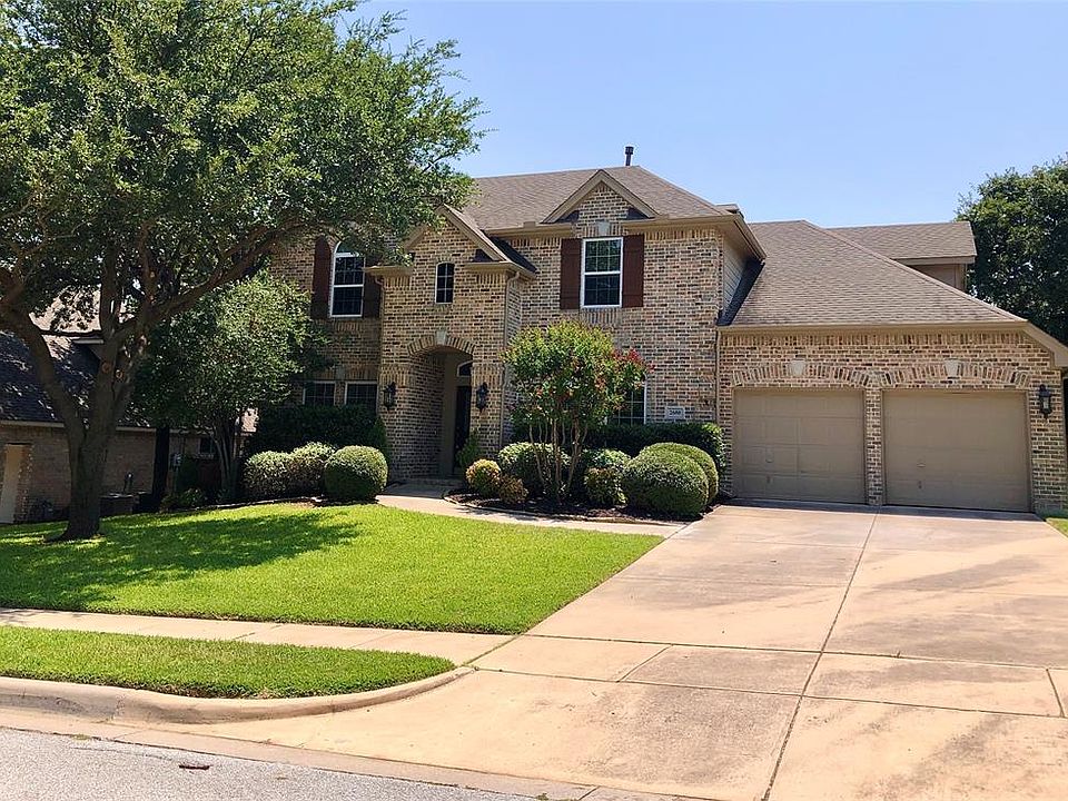 1st image of 2688 Pinehurst Dr