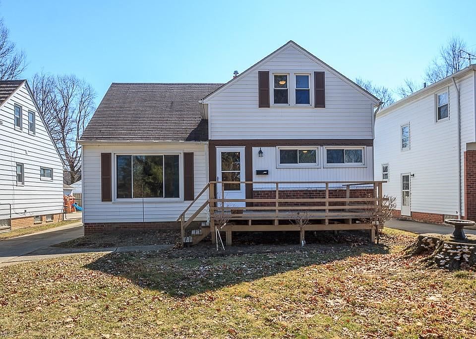 1st image of 32224 Lake Shore Blvd