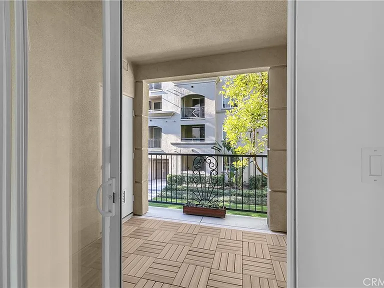 3212 Watermarke Pl — Photo 26