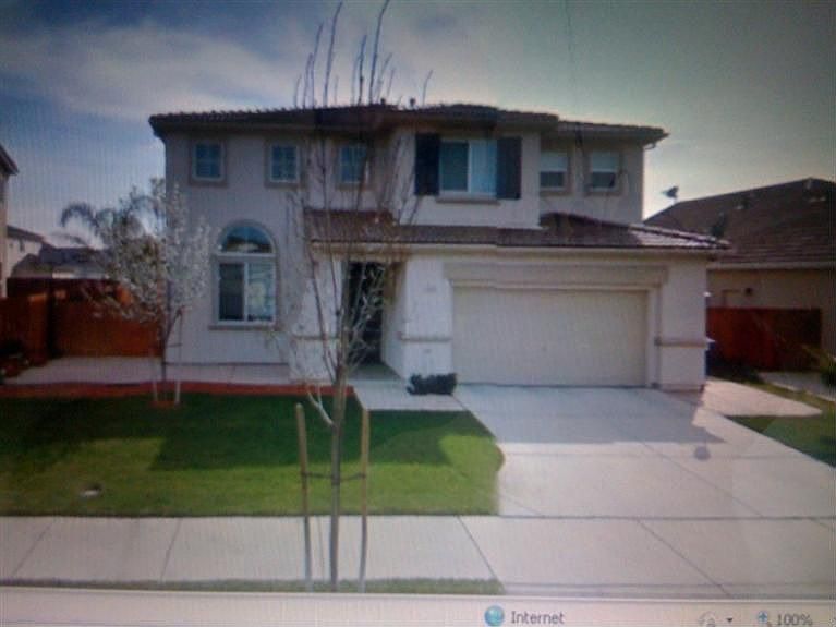 2nd image of 3668 Macadamia Ln