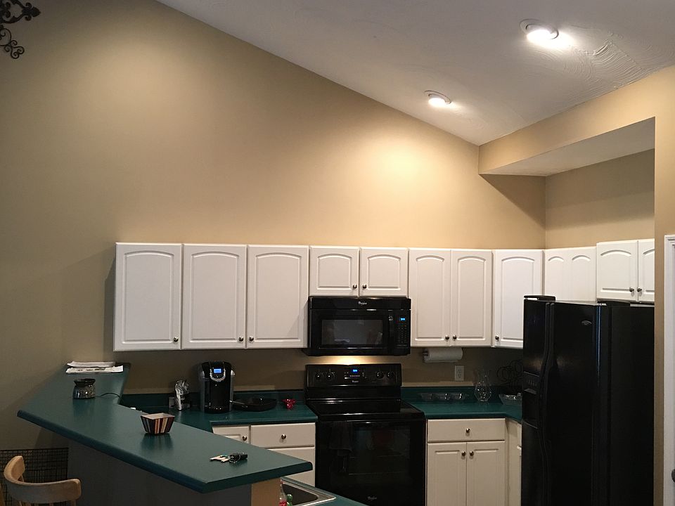 1st image of 1843 Cove Cir E