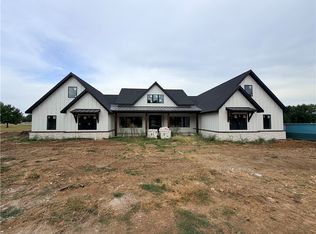 1707 N Dogwood St, Siloam Springs, AR 72761