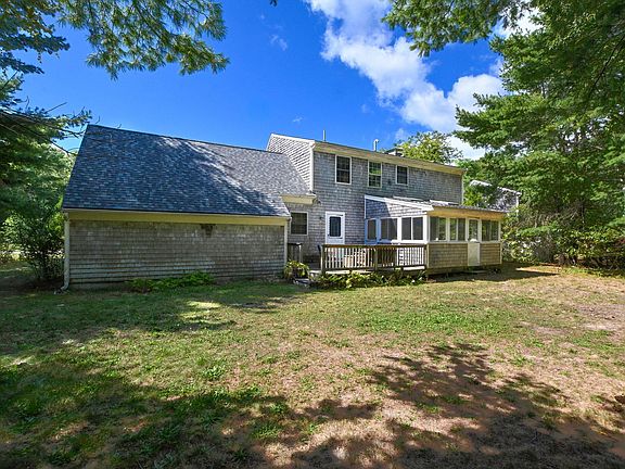 5th image of 17 Pinewood Drive