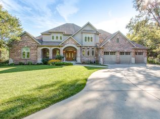 661 Legend Dr, Lake Geneva, WI