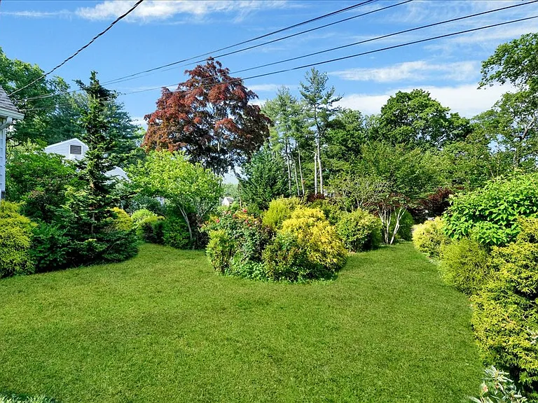 118 Van Etten Blvd — Photo 47