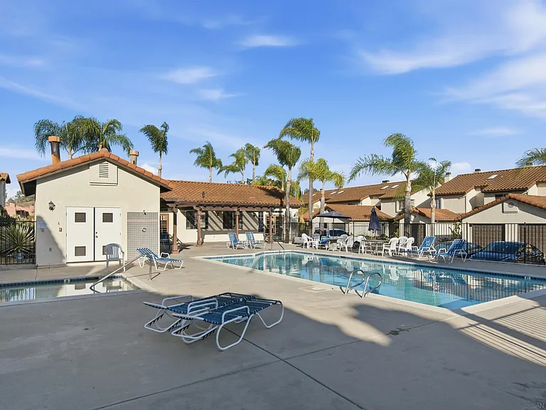 5704 Camino Del Cielo #203 — Photo 25