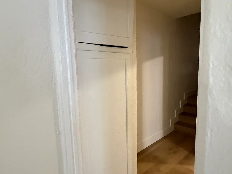 200 Westmont Dr — Photo 17
