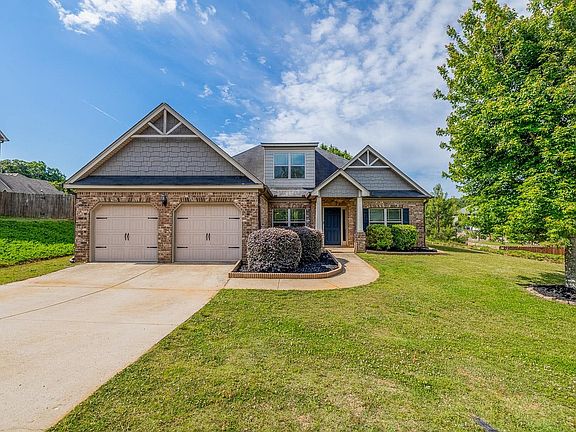2nd image of 622 Willowtree Way