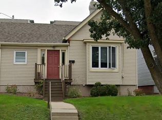 2032 W Michigan St, Milwaukee, WI 53233