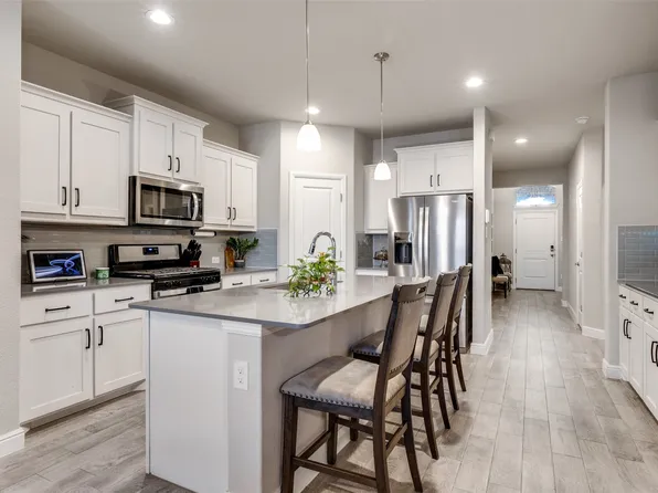 15817 Bronte Ln, Justin, TX 76247