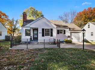 8008 Pennsylvania Ave, Kansas City, MO 64114