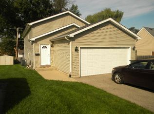 222 Brierhill Dr, Round Lake Park, IL