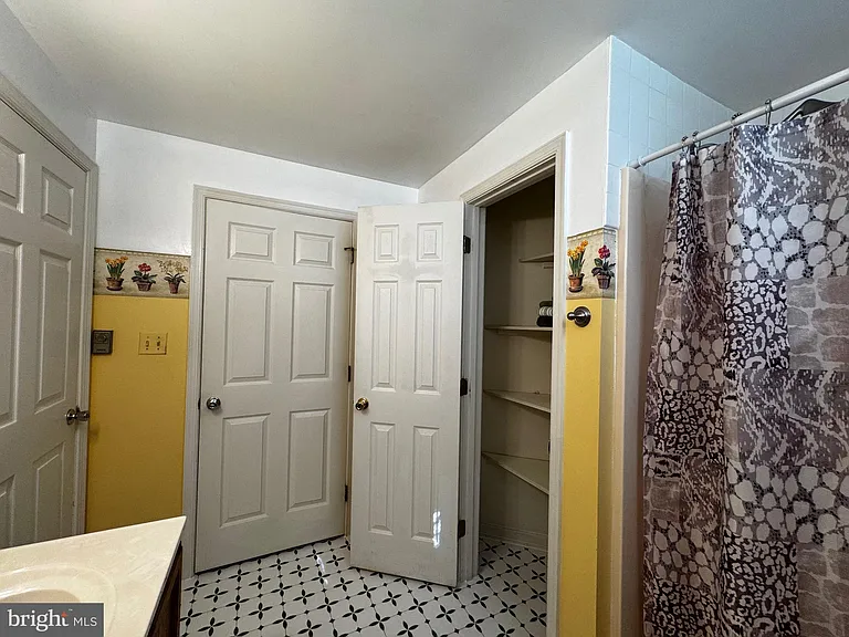 8268 Rippling Branch Rd — Photo 17