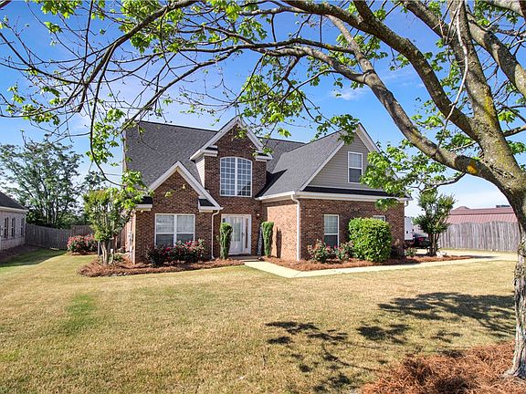 3rd image of 603 W Towne Lake Cir