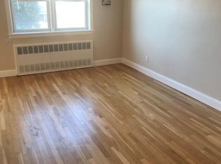 60-10 69th St FLOOR 2, Maspeth, NY 11378