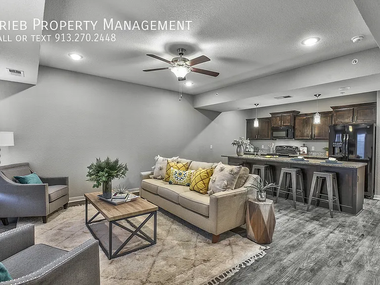 22091 W 123rd Ln #4-109 — Photo 1