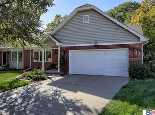 3220 Jamestown Rd, Lincoln, NE 68516