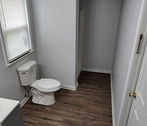 2nd image of 405 S Sunset Dr Unit D
