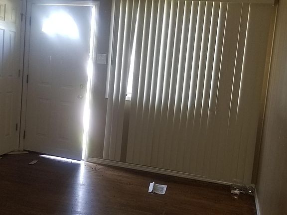 2nd image of 10192 Baron Dr