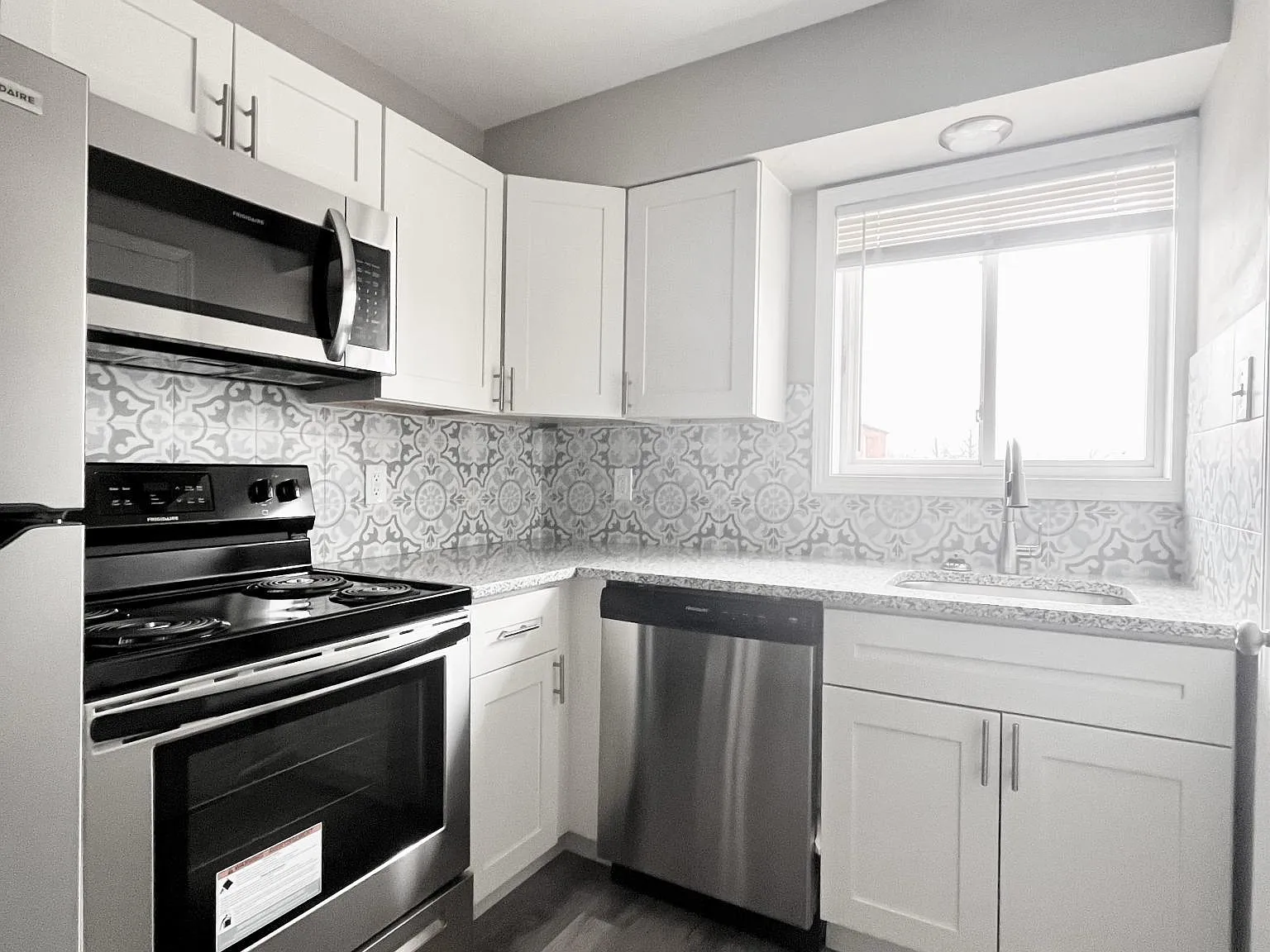 1 bed, 700 sqft, $895 — Photo 1