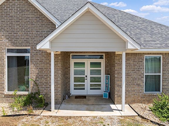 2nd image of 30 Lobo Ln