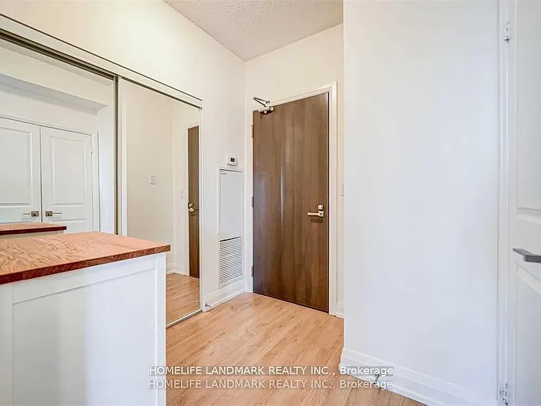 7171 Yonge St #2701 — Photo 20