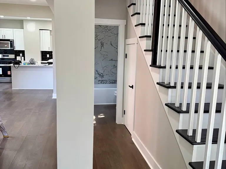 212 Glover St — Photo 12