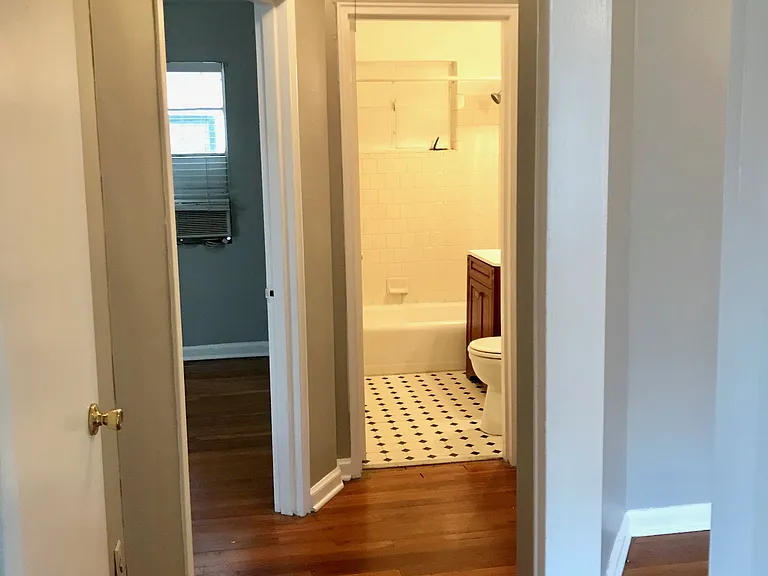 877 Charles Allen Dr NE #5 — Photo 8