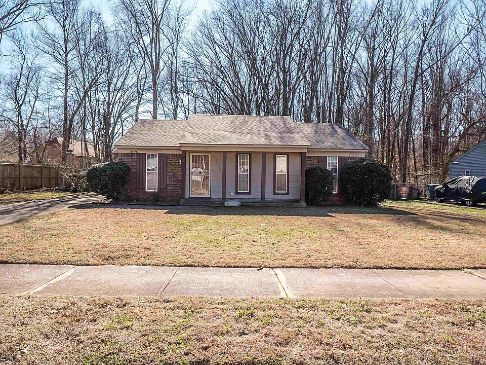 1st image of 3849 Walsingham Dr