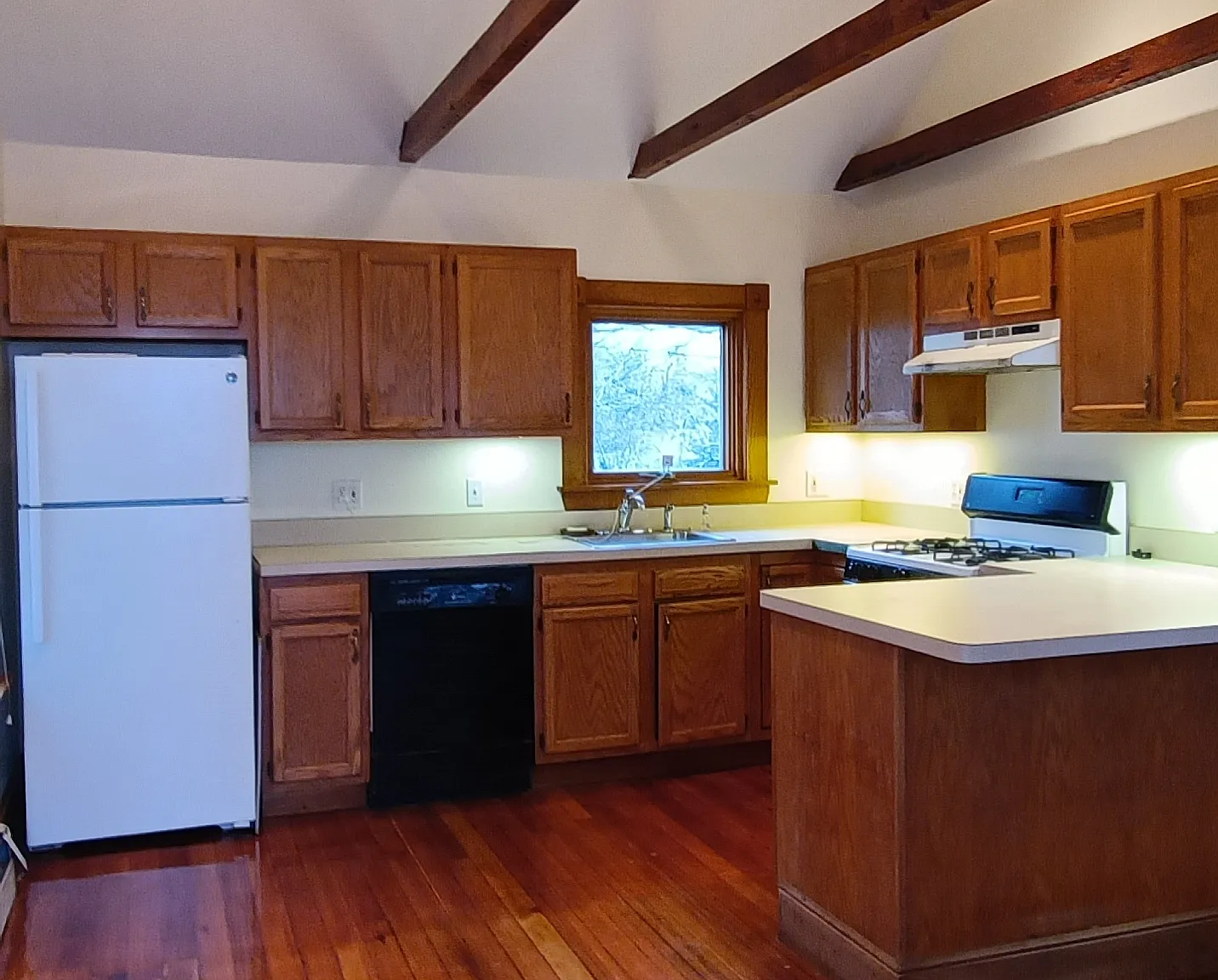 376 Grove Street — Photo 1