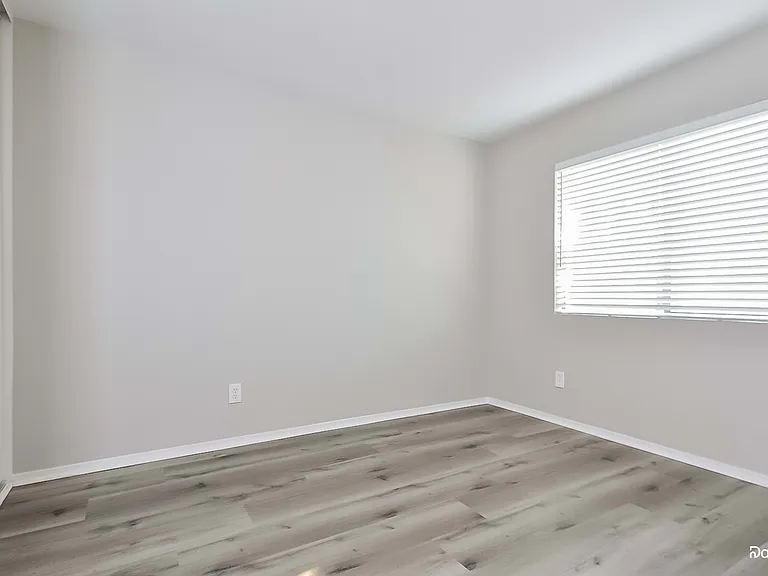 5424 Otter Bay Ct — Photo 10