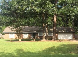 224 Chimney Ln, Haughton, LA 71037