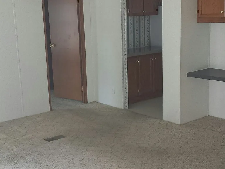1244 S Jackson St — Photo 9