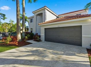 1170 Chenille Cir, Weston, FL 33327