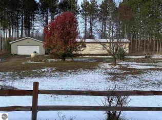 5764 Lund Rd SW, Fife Lake, MI 49633