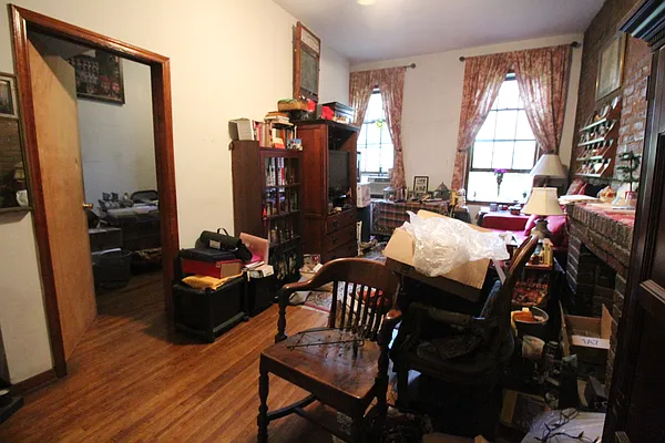 Rented by Luxor Homes & Investment Realty | media 22