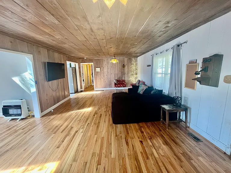 Legion Lake Dr — Photo 31